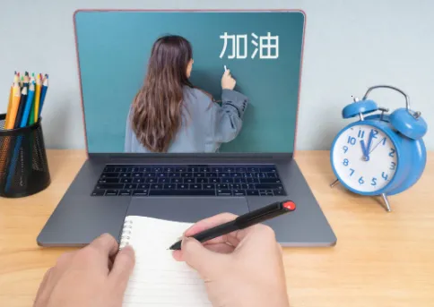 ����Ӣ��2026���°汾